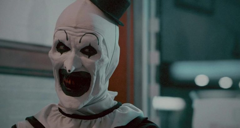 Top 11 scariest movie clowns of all time according to thousands of ...